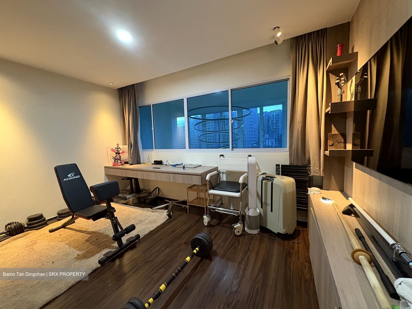 Blk 230 Hougang Avenue 1 (Hougang), HDB Executive #469657981